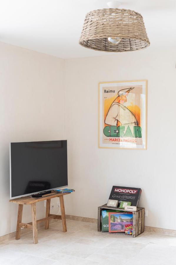 La Petite Ruche, 1 Bedroom Gite In The Luberon อัพท์ ภายนอก รูปภาพ