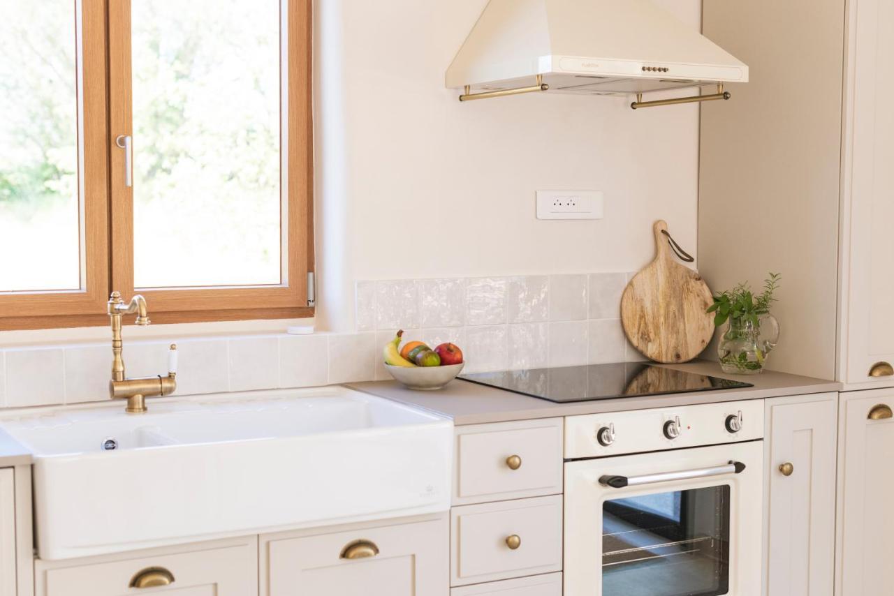 La Petite Ruche, 1 Bedroom Gite In The Luberon อัพท์ ภายนอก รูปภาพ