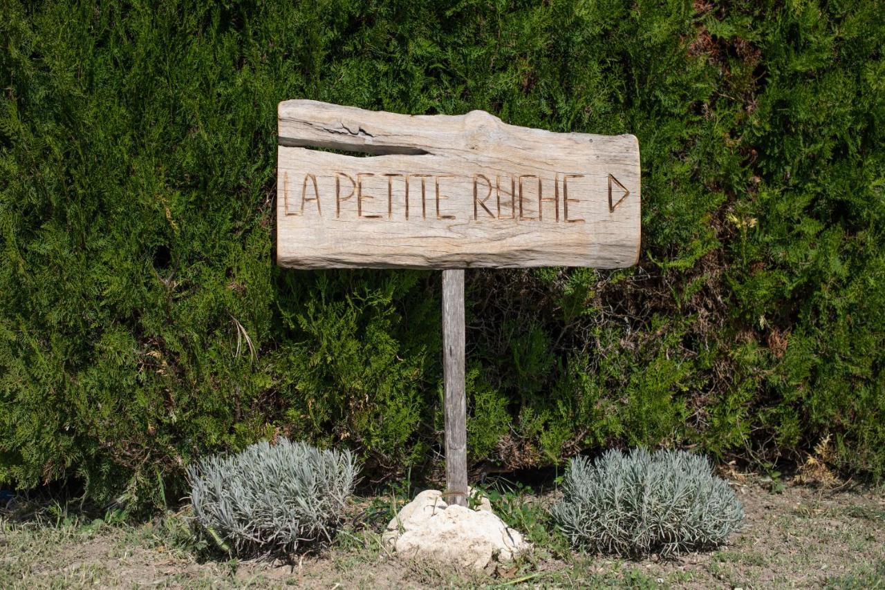 La Petite Ruche, 1 Bedroom Gite In The Luberon อัพท์ ภายนอก รูปภาพ